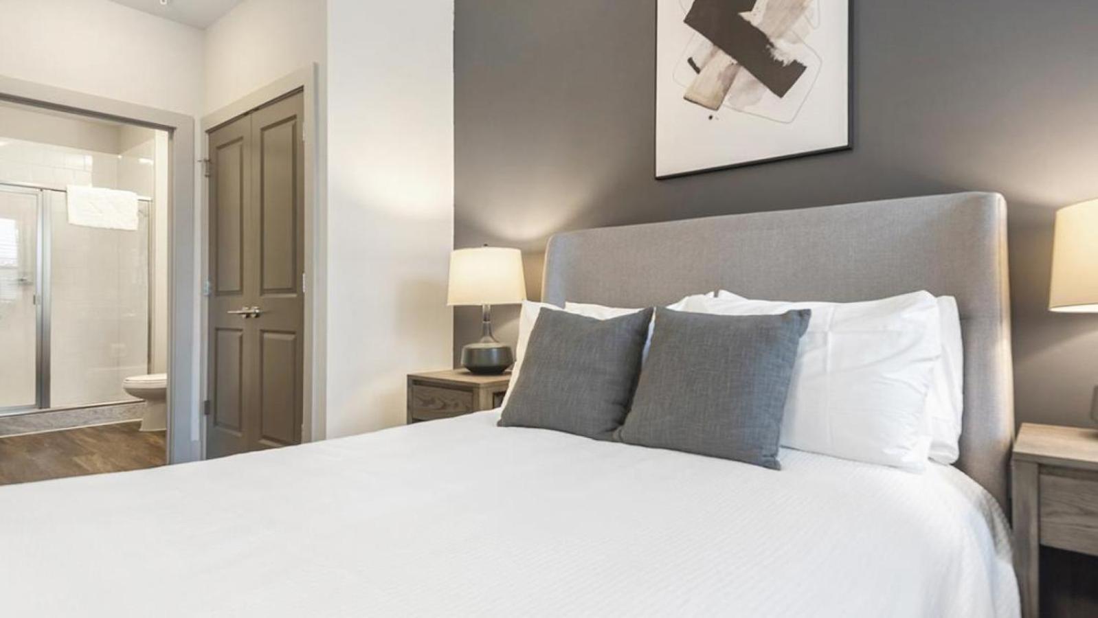 Landing - Modern With Amazing Amenities