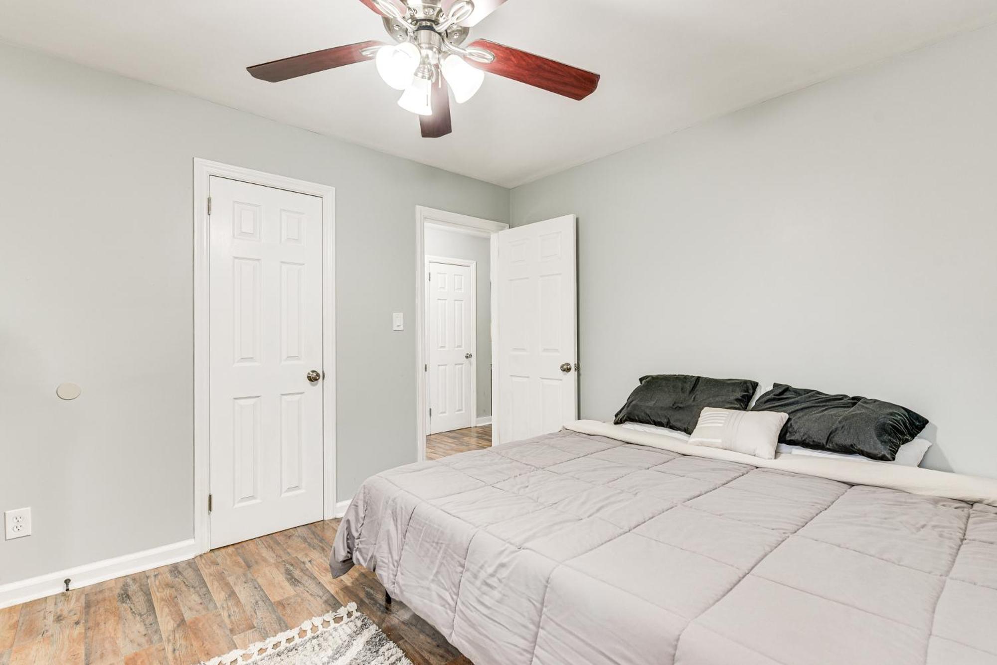 Updated With Yard About 3 Mi To Uptown! * Charlotte