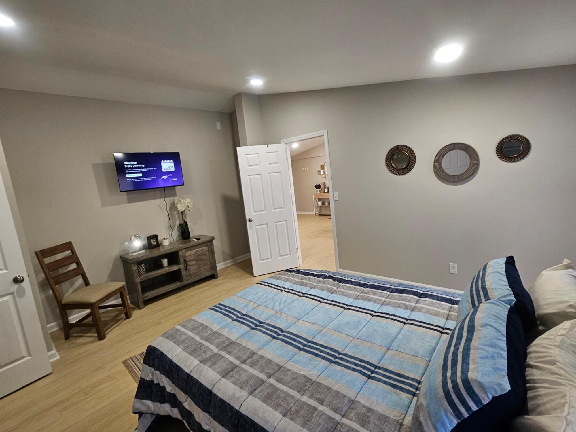 Da.luxe Mtn Island Area On 1.56 Acres