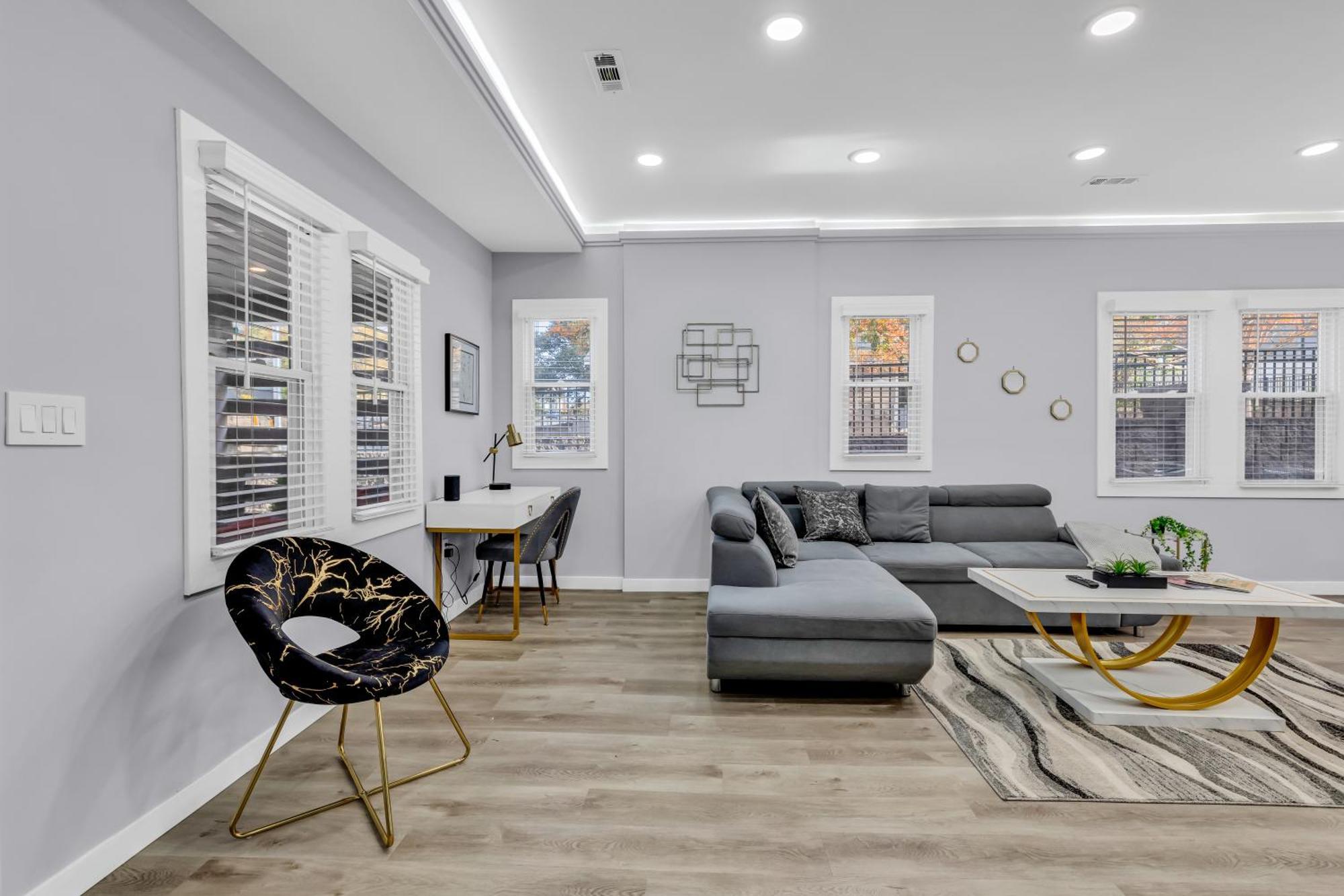 Spacious House In Holiday home *
