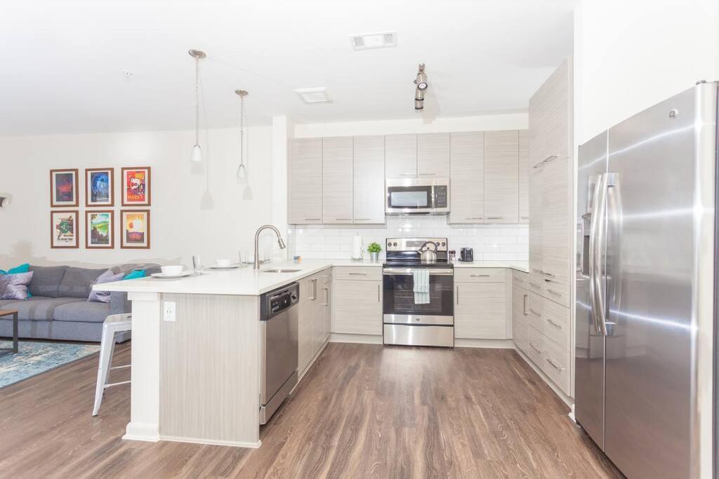 League Flats Uptown At West Trade Street Charlotte