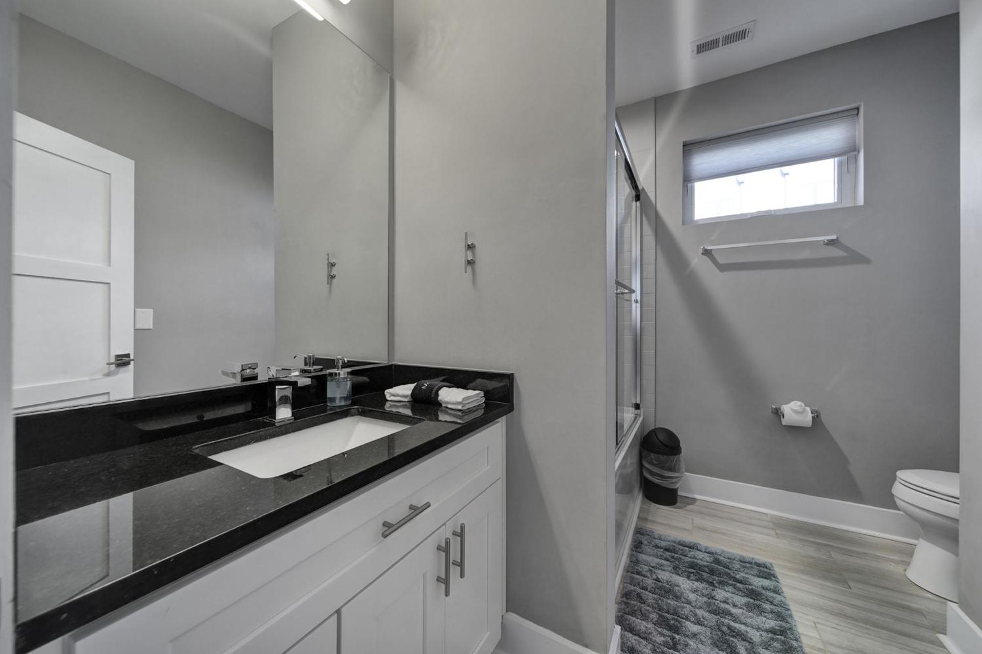 906 Westbrook B Views Rooftop Hot Tub And Short Walk To Stadium Charlotte