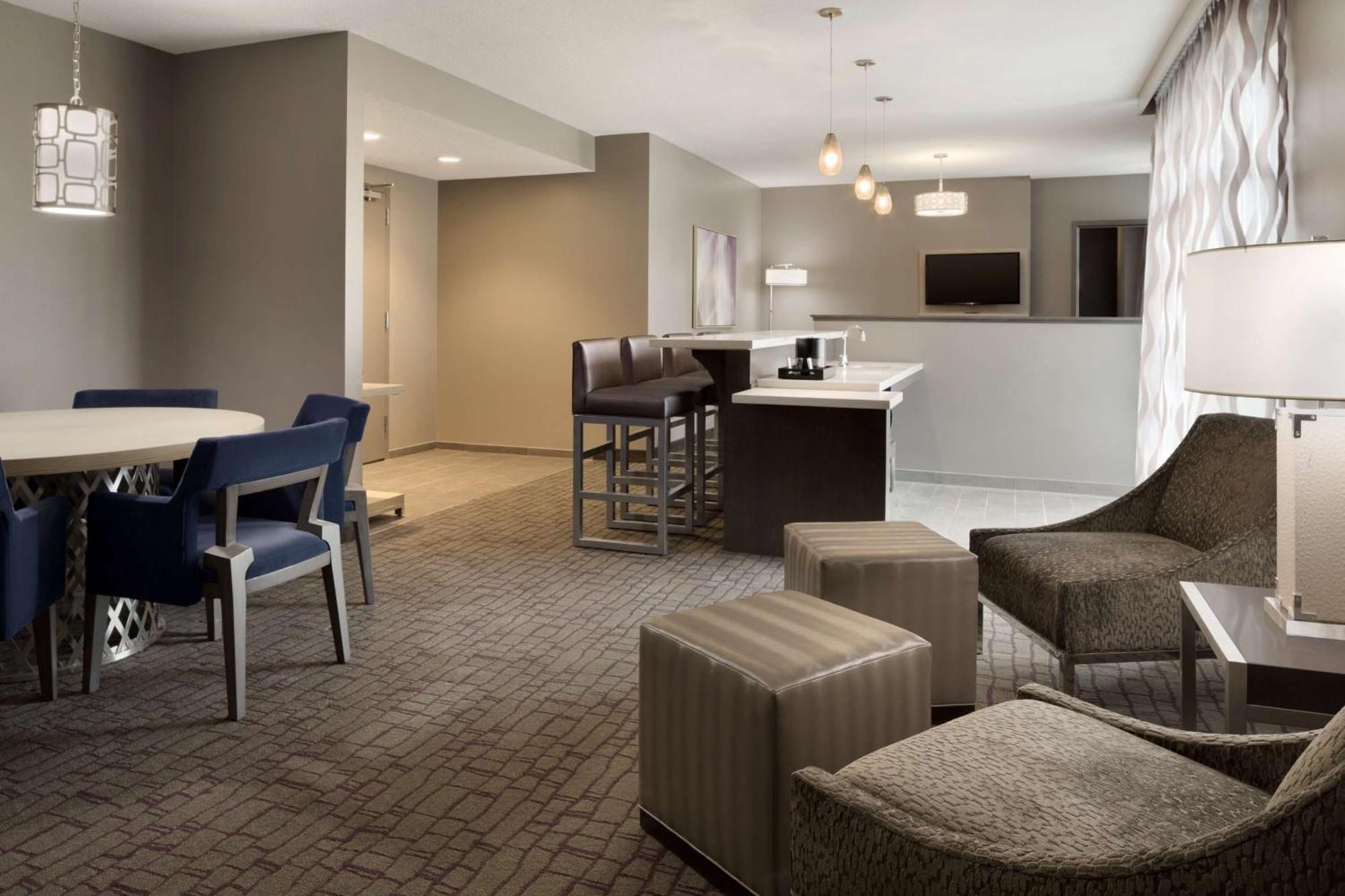 Embassy By Hilton Uptown 4* Charlotte