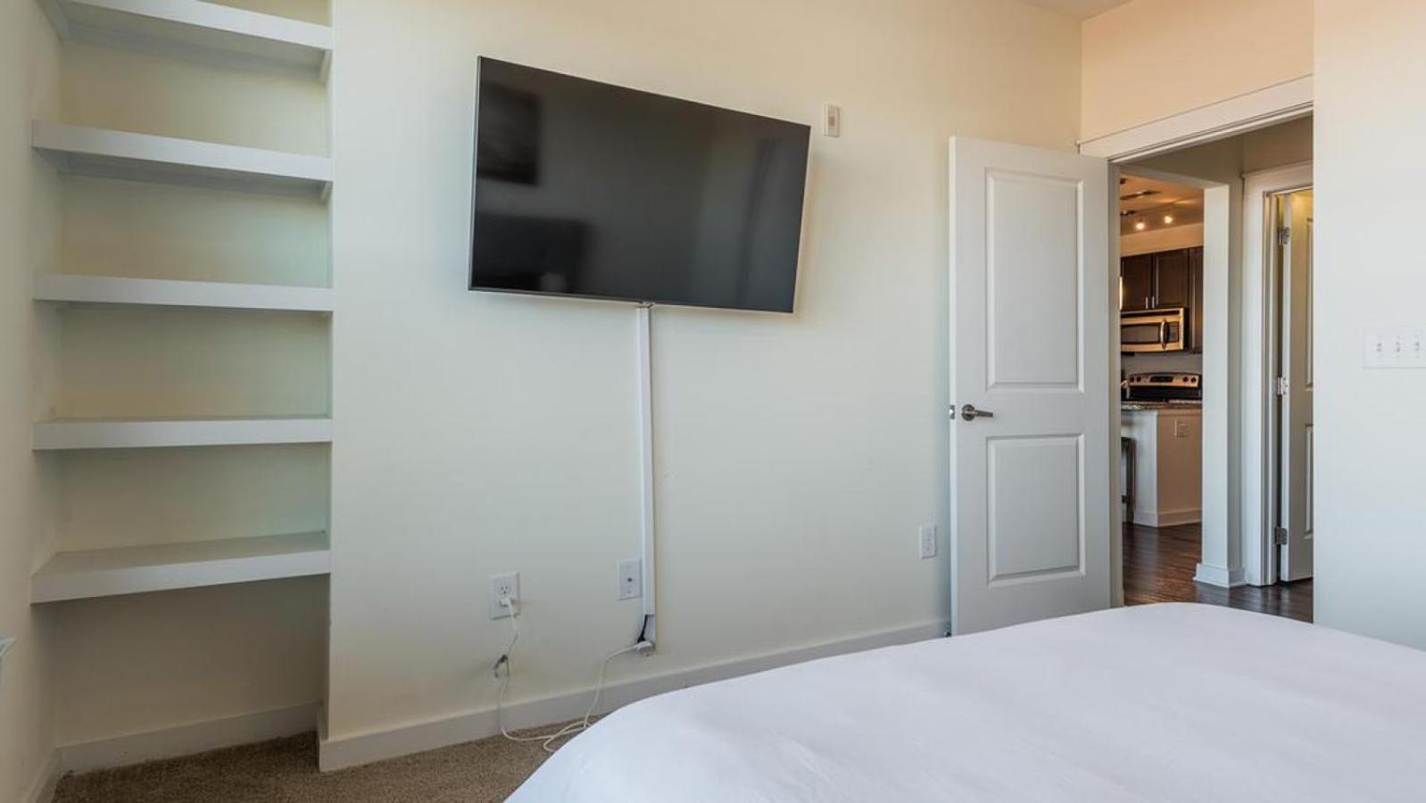 Landing Modern With Amazing Amenities