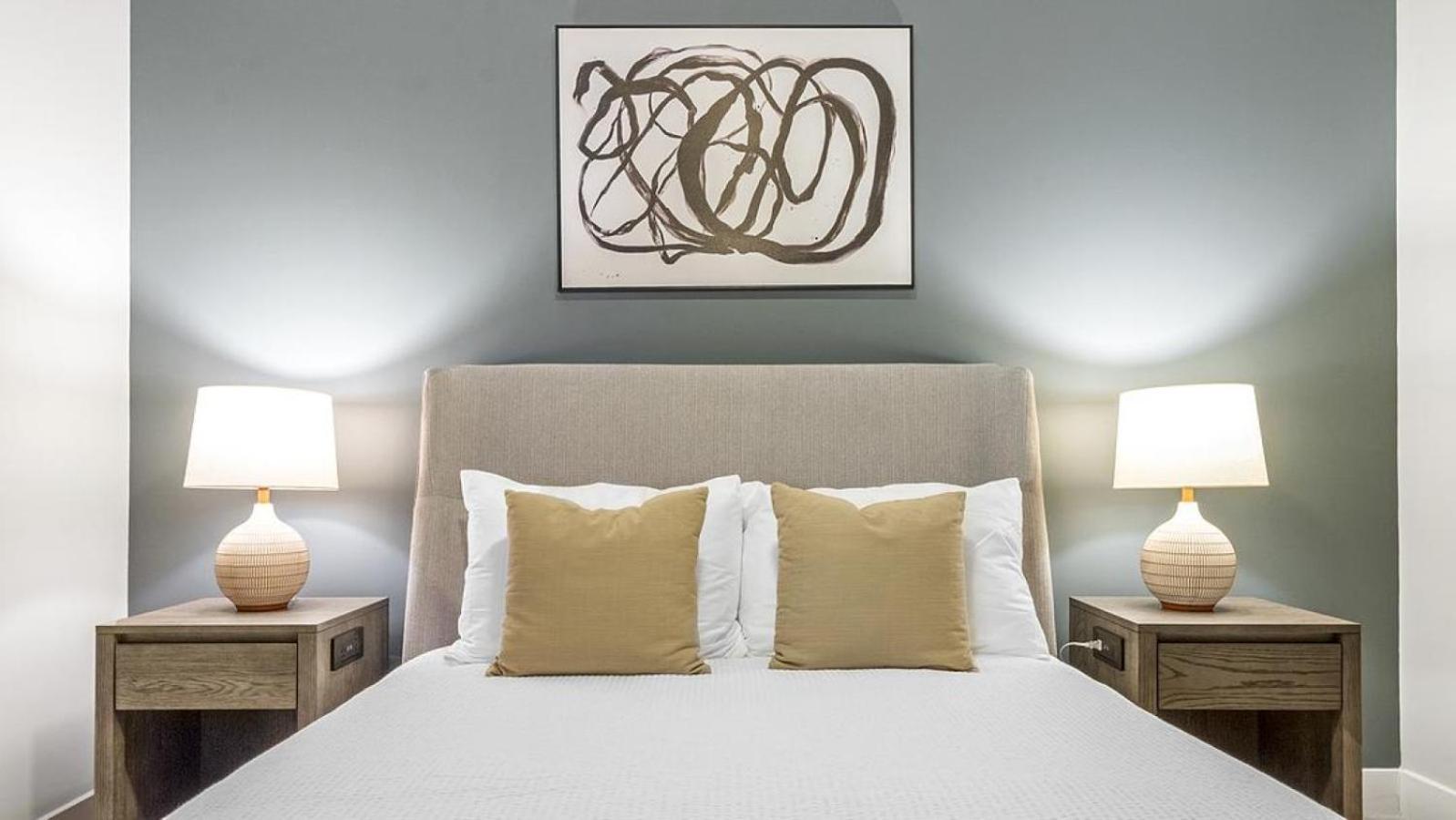 Landing Modern With Amazing Amenities *