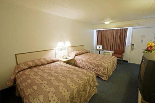 Royal Motel 2*