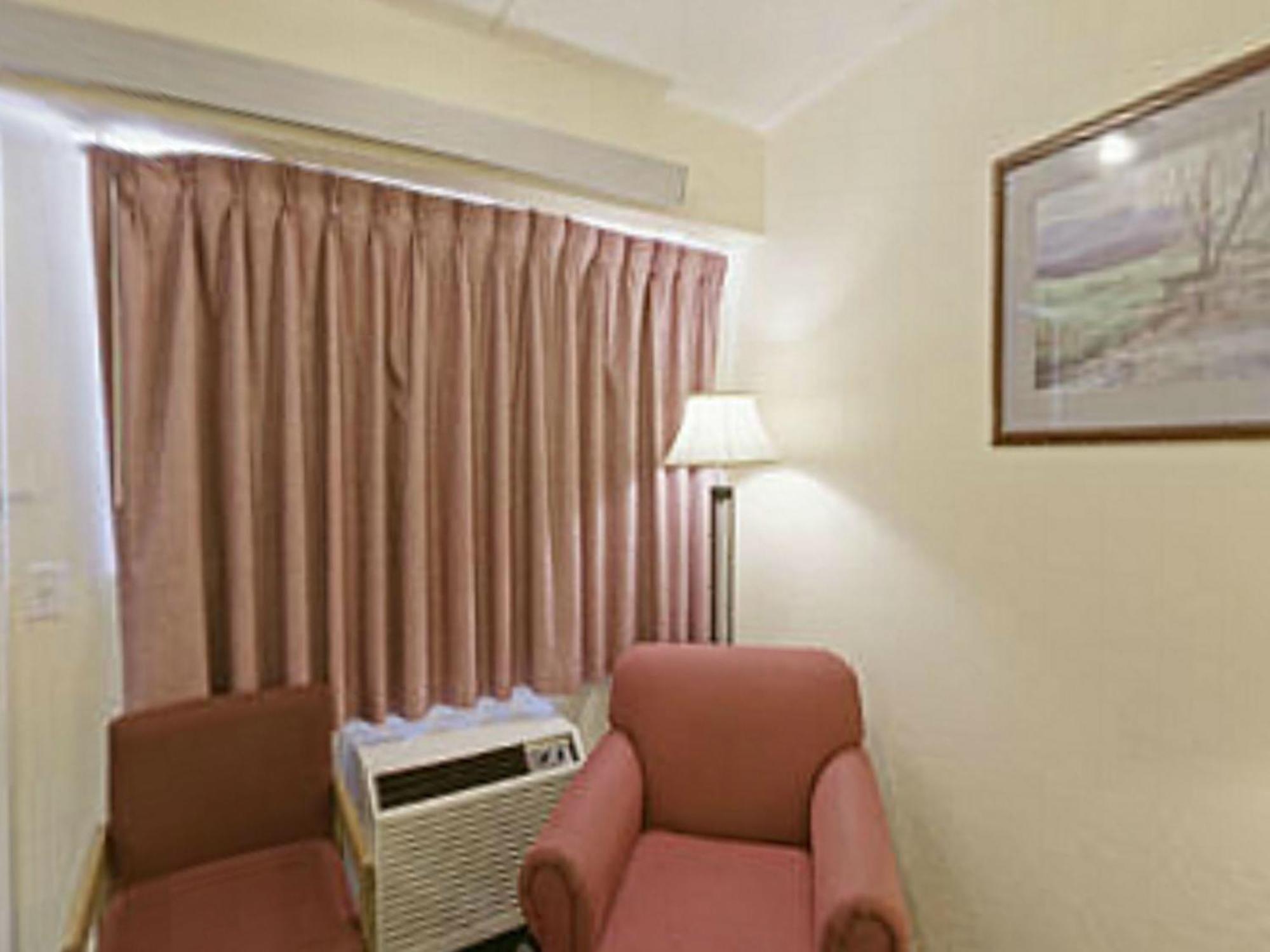 Royal 2* Charlotte