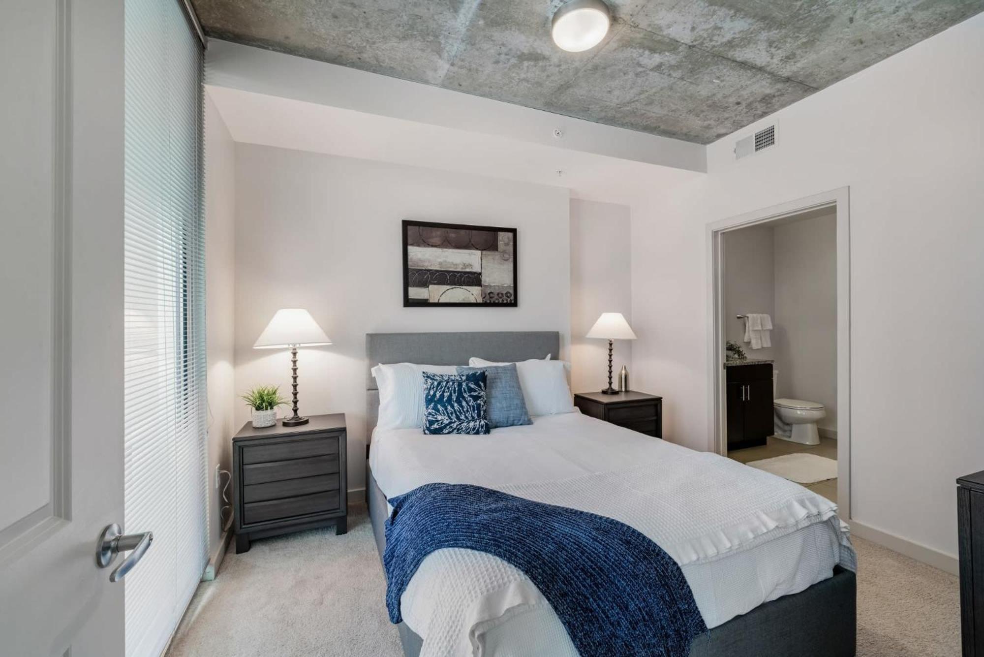 The Ascher In * Charlotte