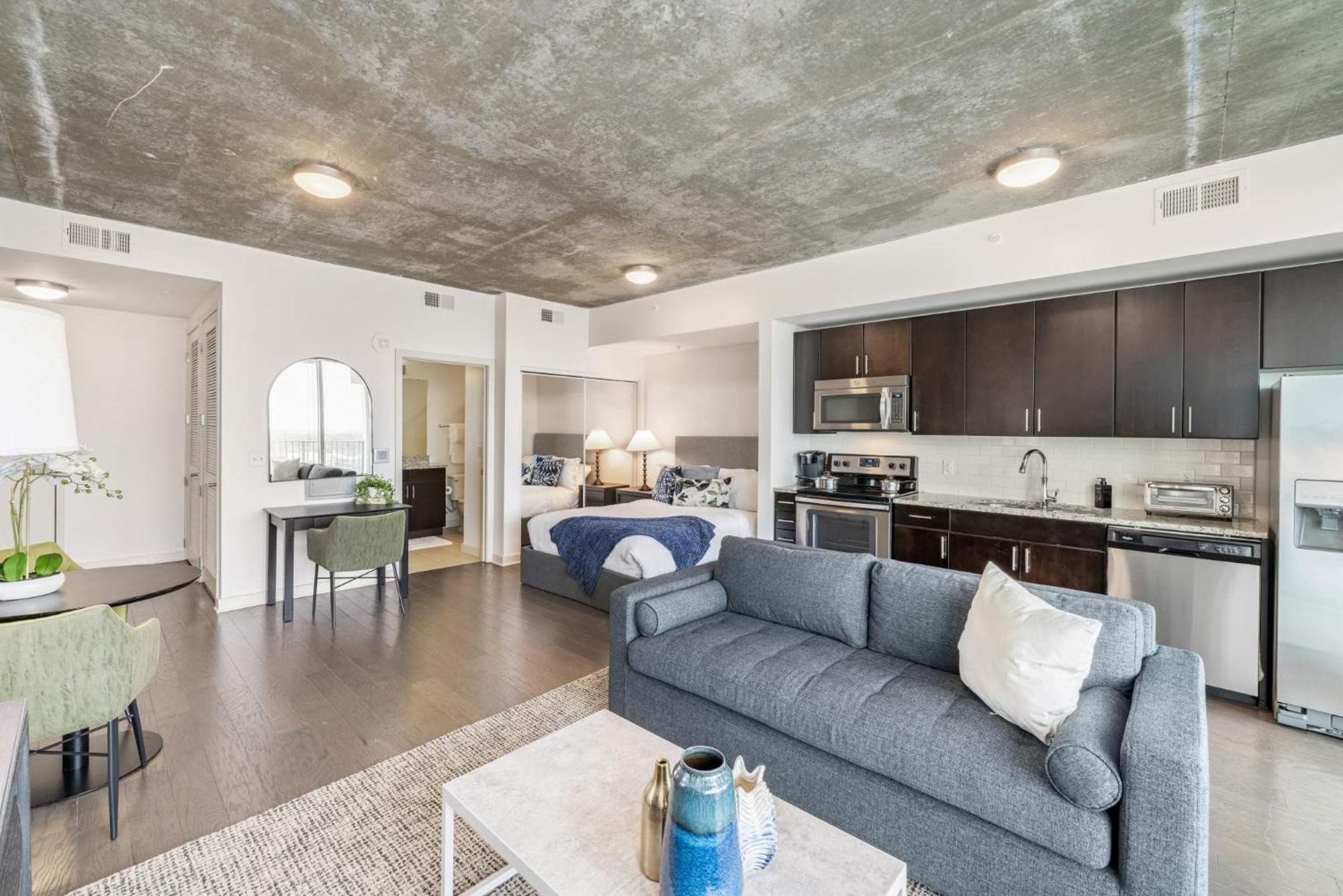 The Ascher In * Charlotte