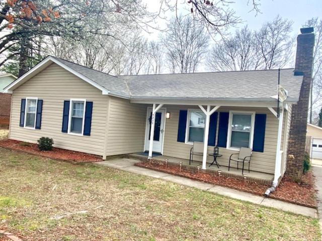 Your Cozy Retreat In Holiday home Charlotte