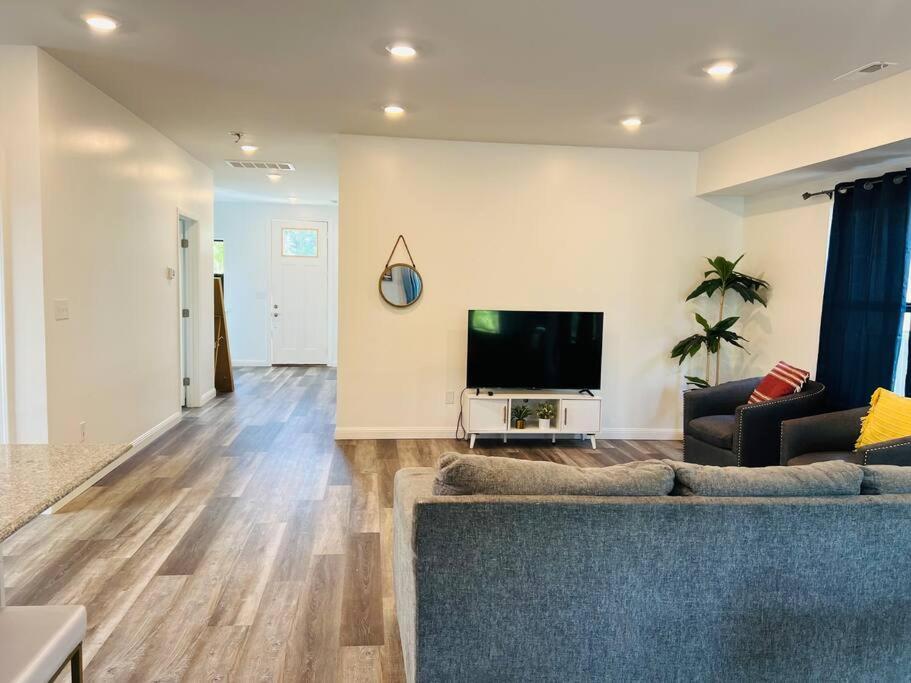 Vacation In Clt King And 3q Holiday home