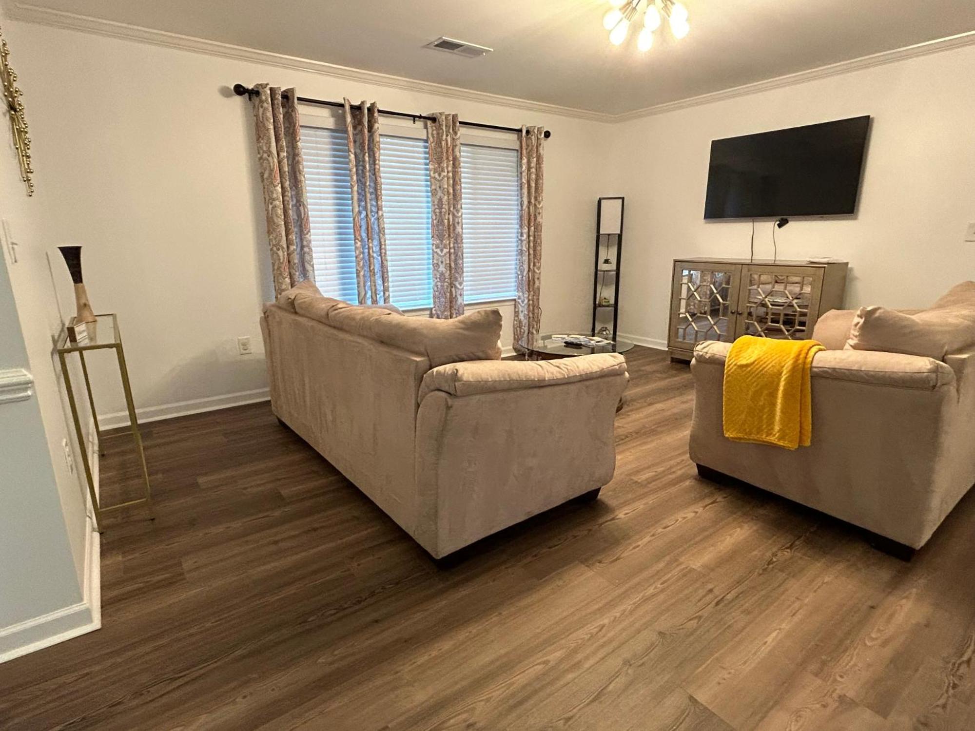 The Noble At Albemarle Apartment