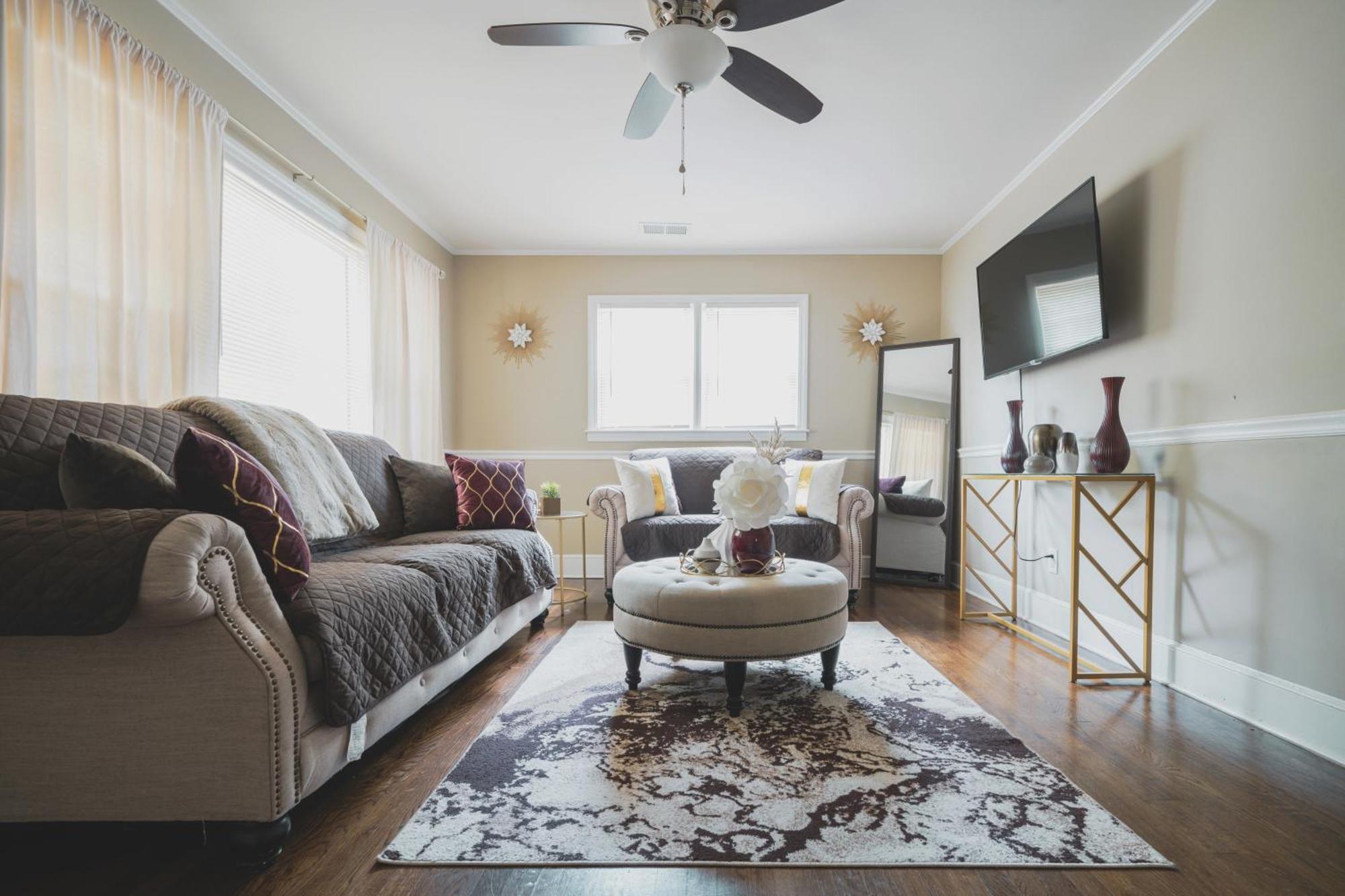 Spacious With Pet-friendly Yard