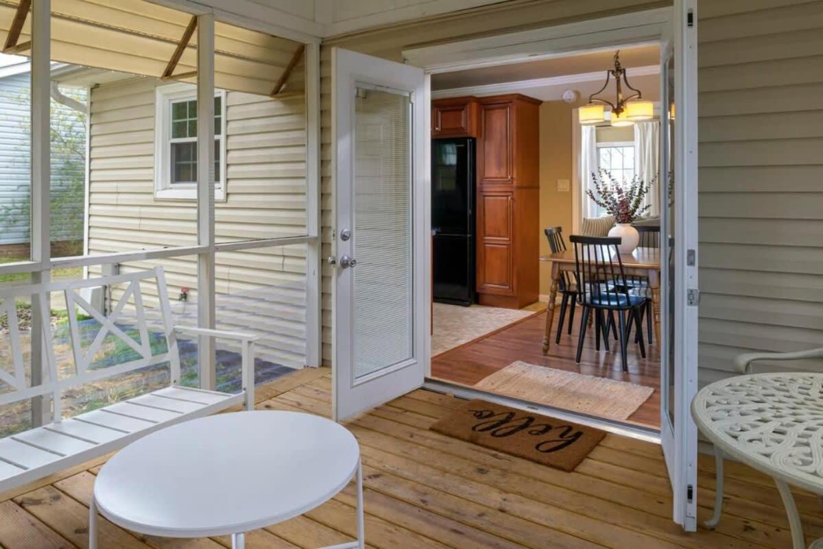 Holiday home Serene Getaway With Patio In Pineville