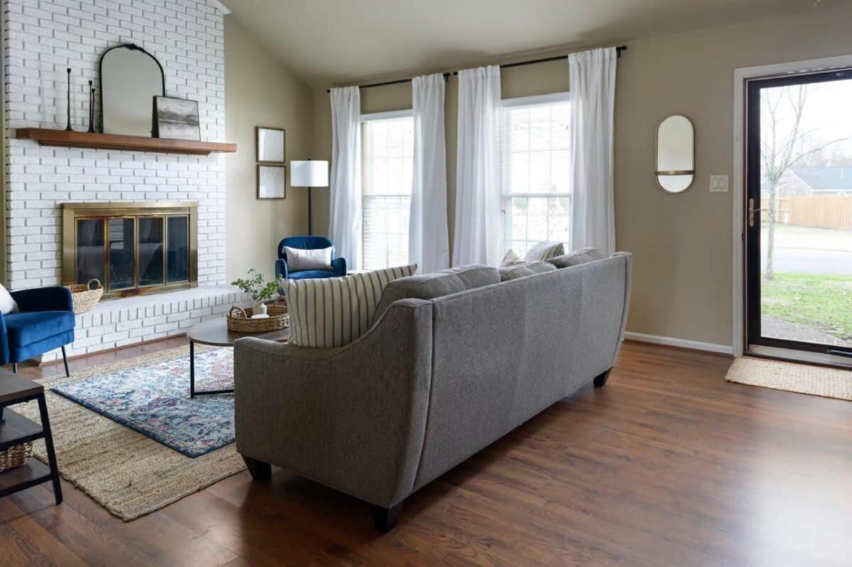 Serene Getaway With Patio In Pineville Holiday home *