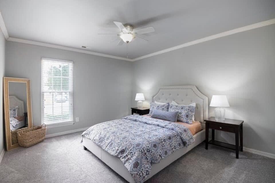 Serene Getaway With Patio In Pineville *