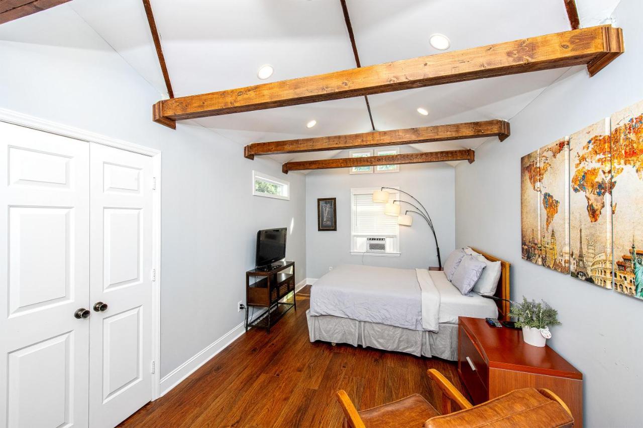 3br Escape Pool Hot Tub Theater Charlotte