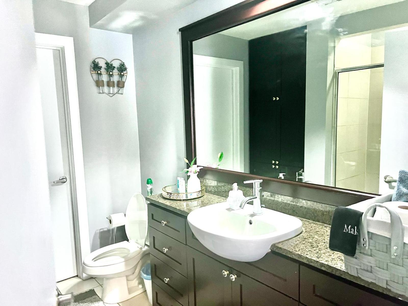 Beautiful Uptown Adventure *