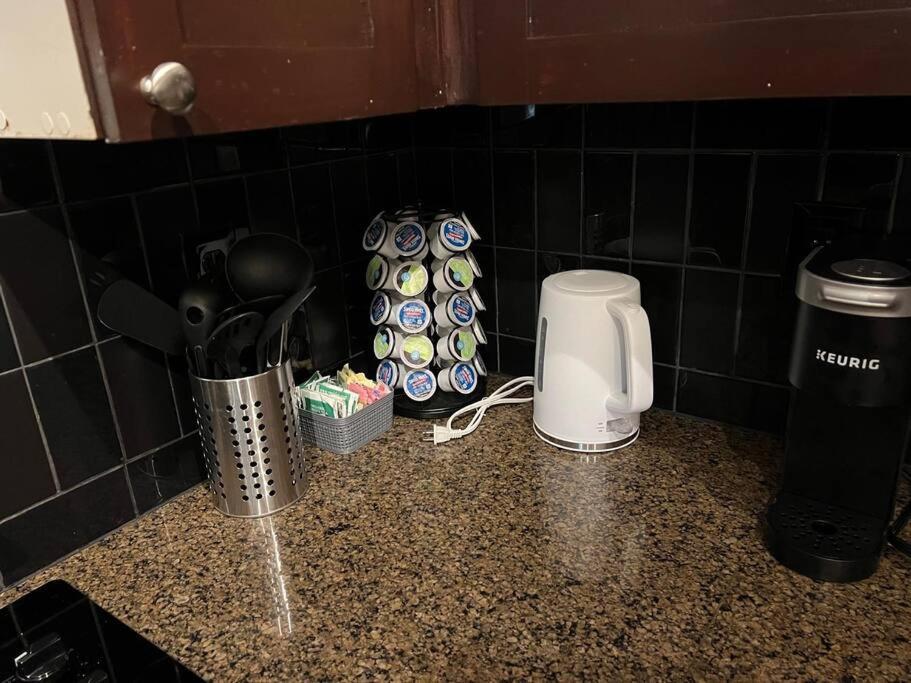 Beautiful Uptown Adventure Apartment *