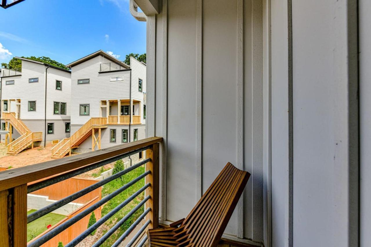 Holiday home On The Move In Plaza Midwood *