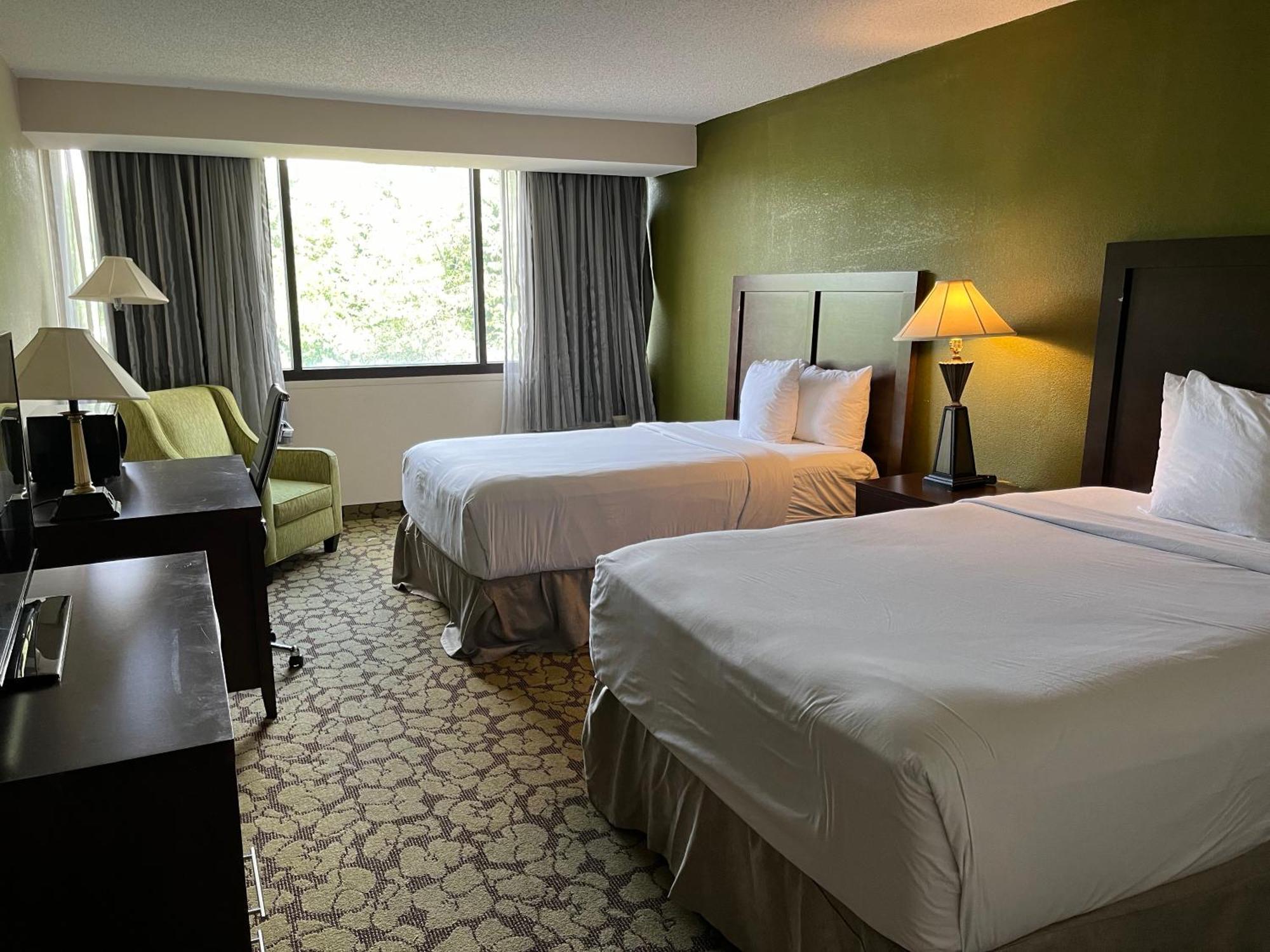 Ramada Plaza By Wyndham South End Airport Hotel Charlotte