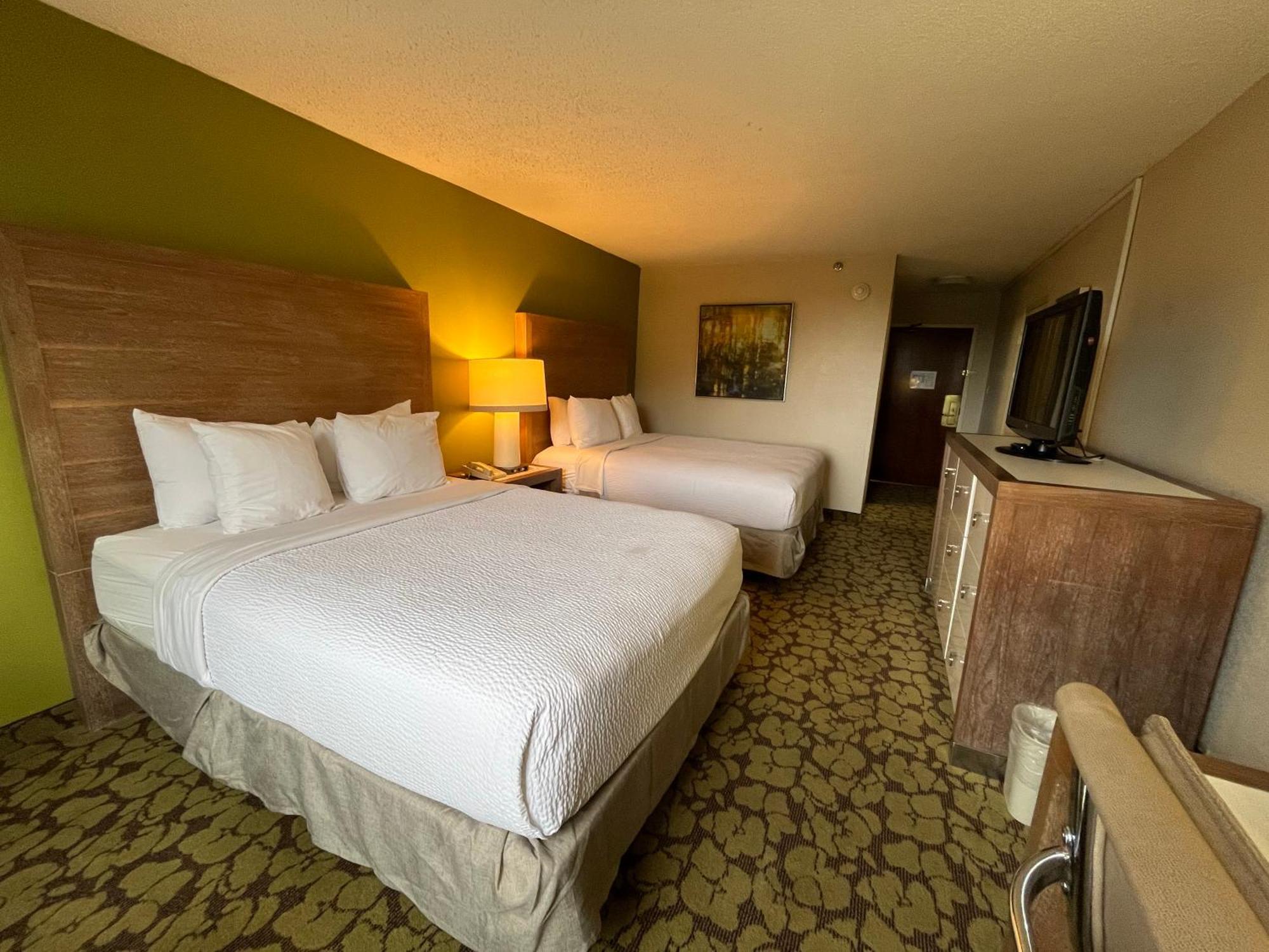 Ramada Plaza By Wyndham South End Airport 3* Charlotte