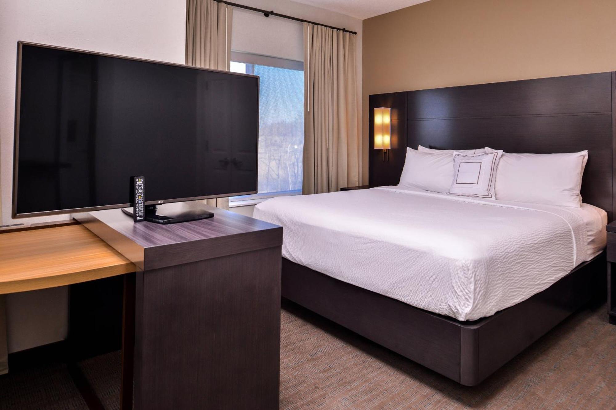 By Marriott Charlotte Steele Creek