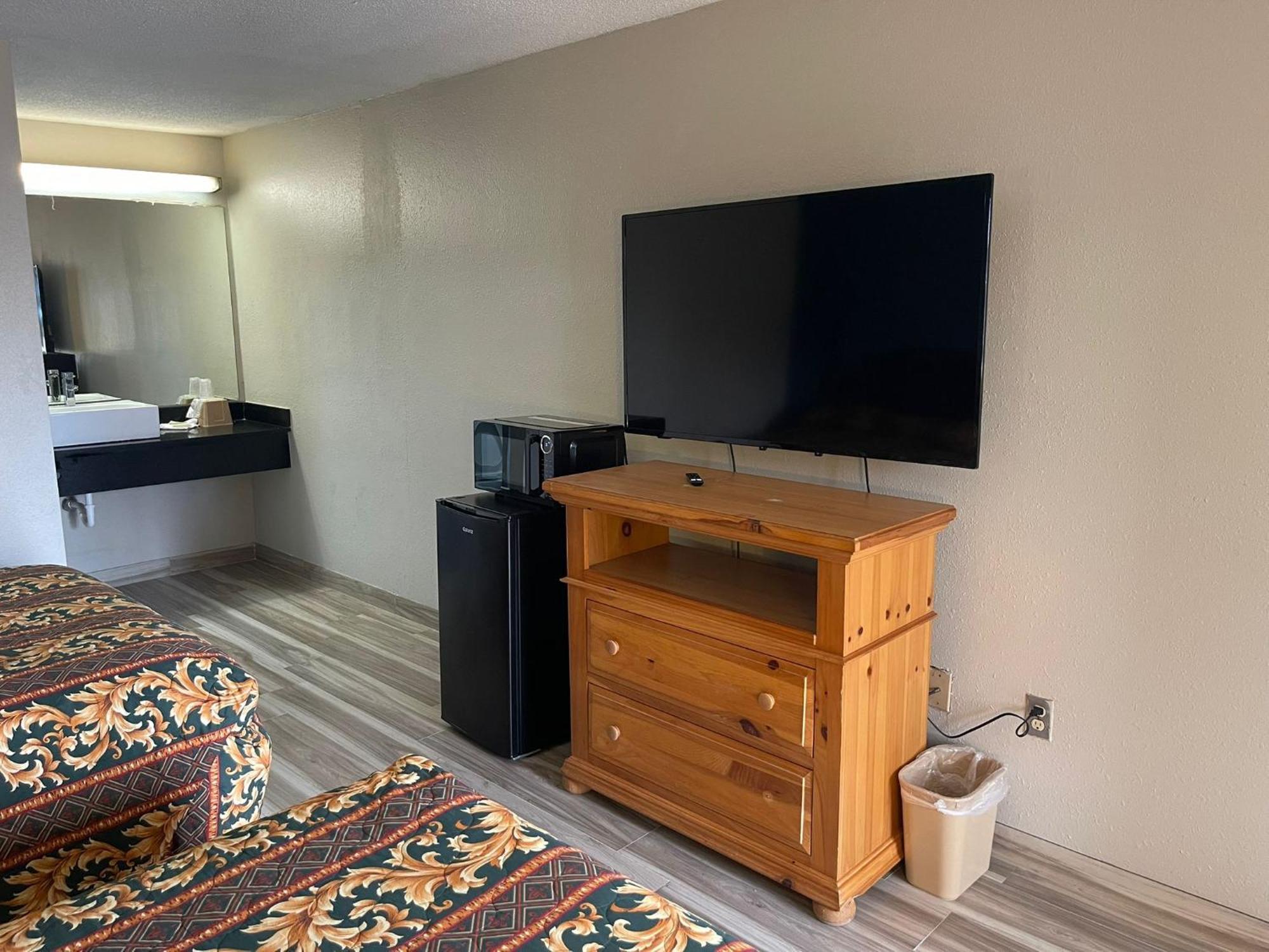 Brookwood Hotel Charlotte