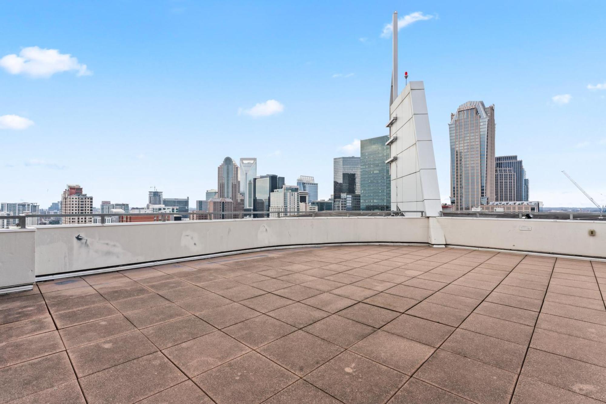 Perfect Uptown Loft-2 Min Walk To City's Spots Charlotte
