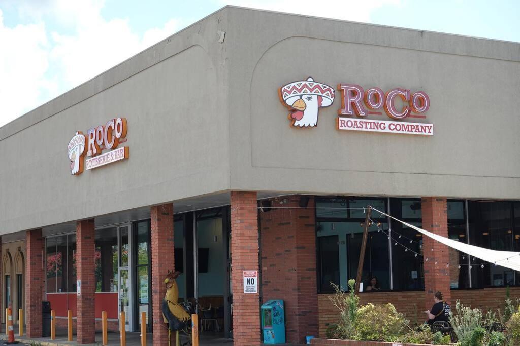 Convenient - King Bed - Heart Of Plaza Charlotte