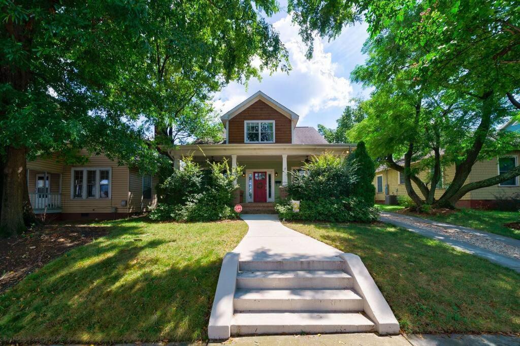 South End Pool Firepit Arcade *