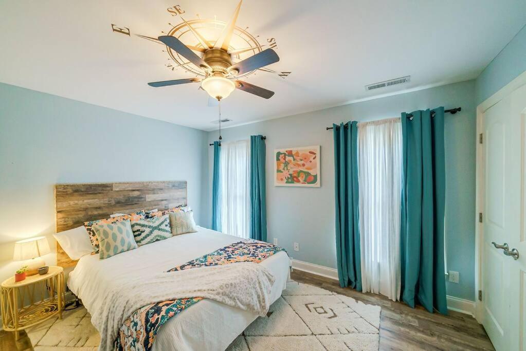 South End Pool Firepit Arcade Holiday home