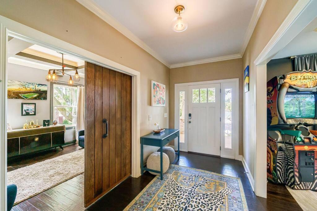 South End Pool Firepit Arcade Holiday home Charlotte