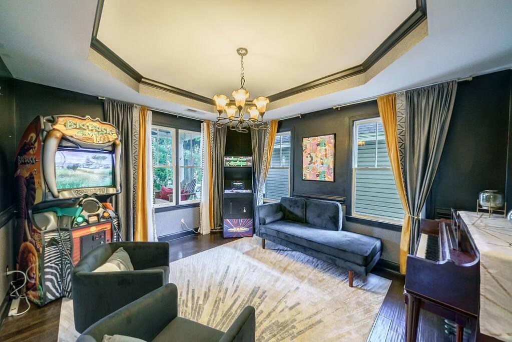 South End Pool Firepit Arcade * Charlotte