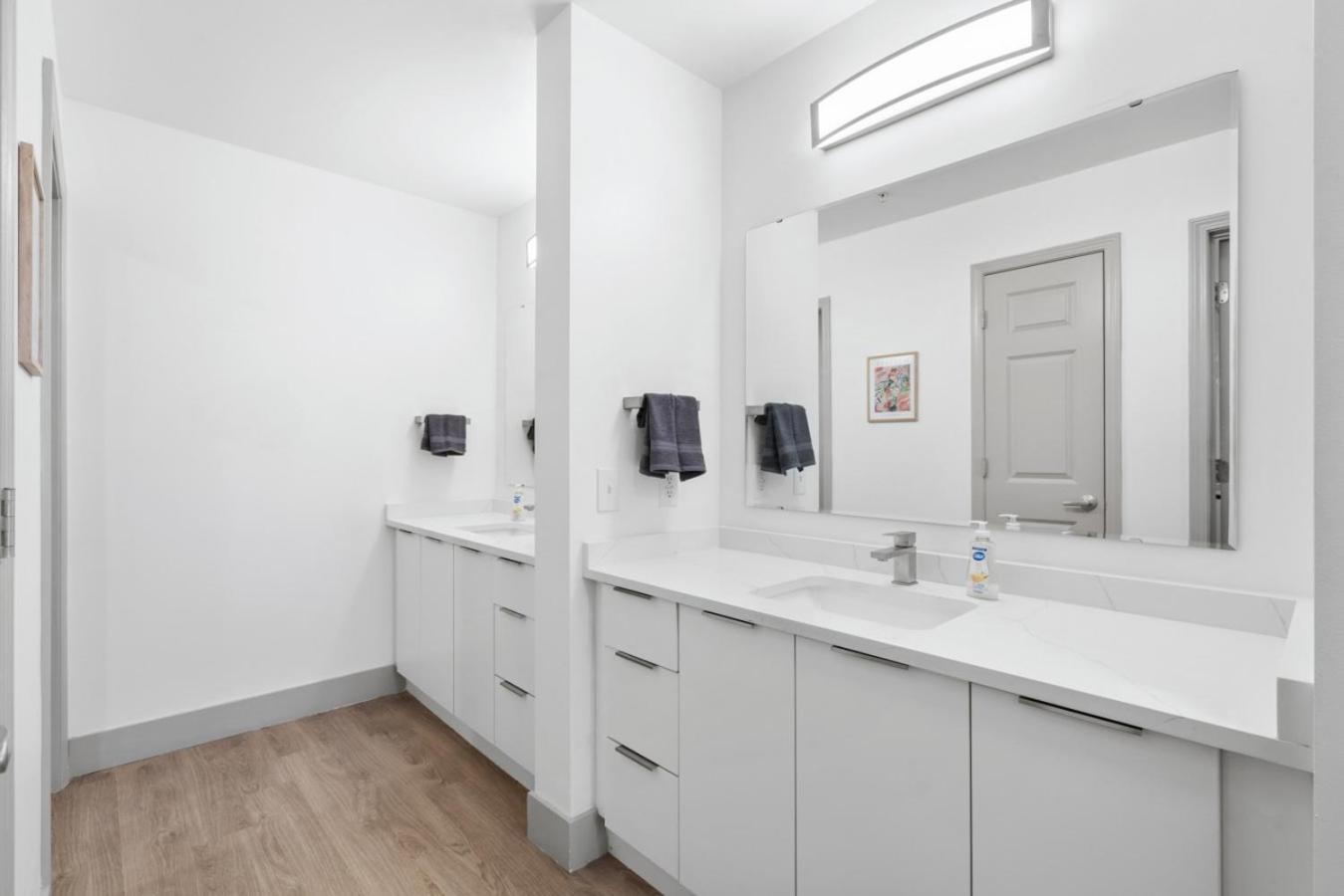 Apartment Uptown Luxury - Floor King Suite, Free Parking Charlotte