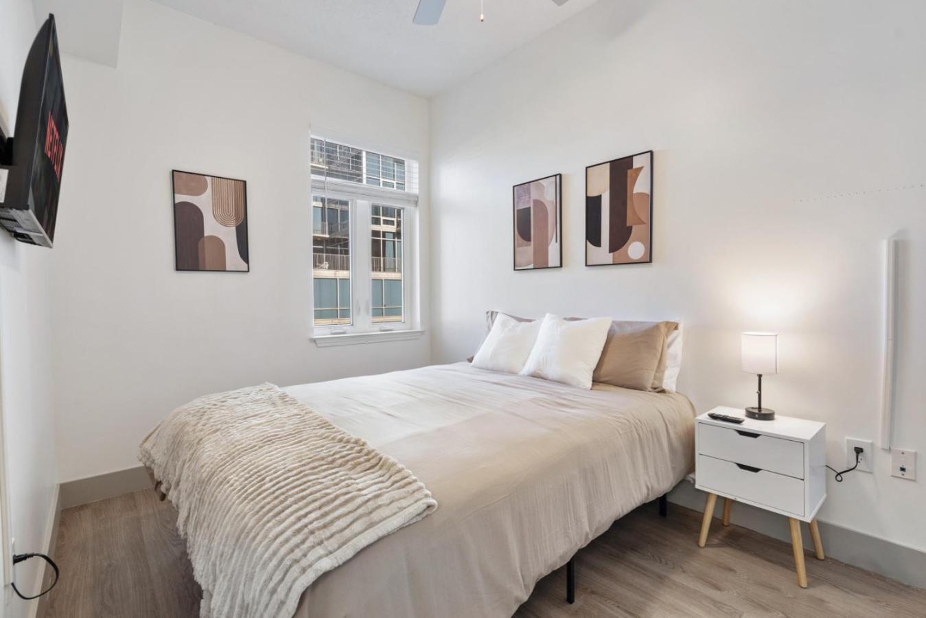 Uptown Luxury - Floor King Suite, Free Parking * Charlotte