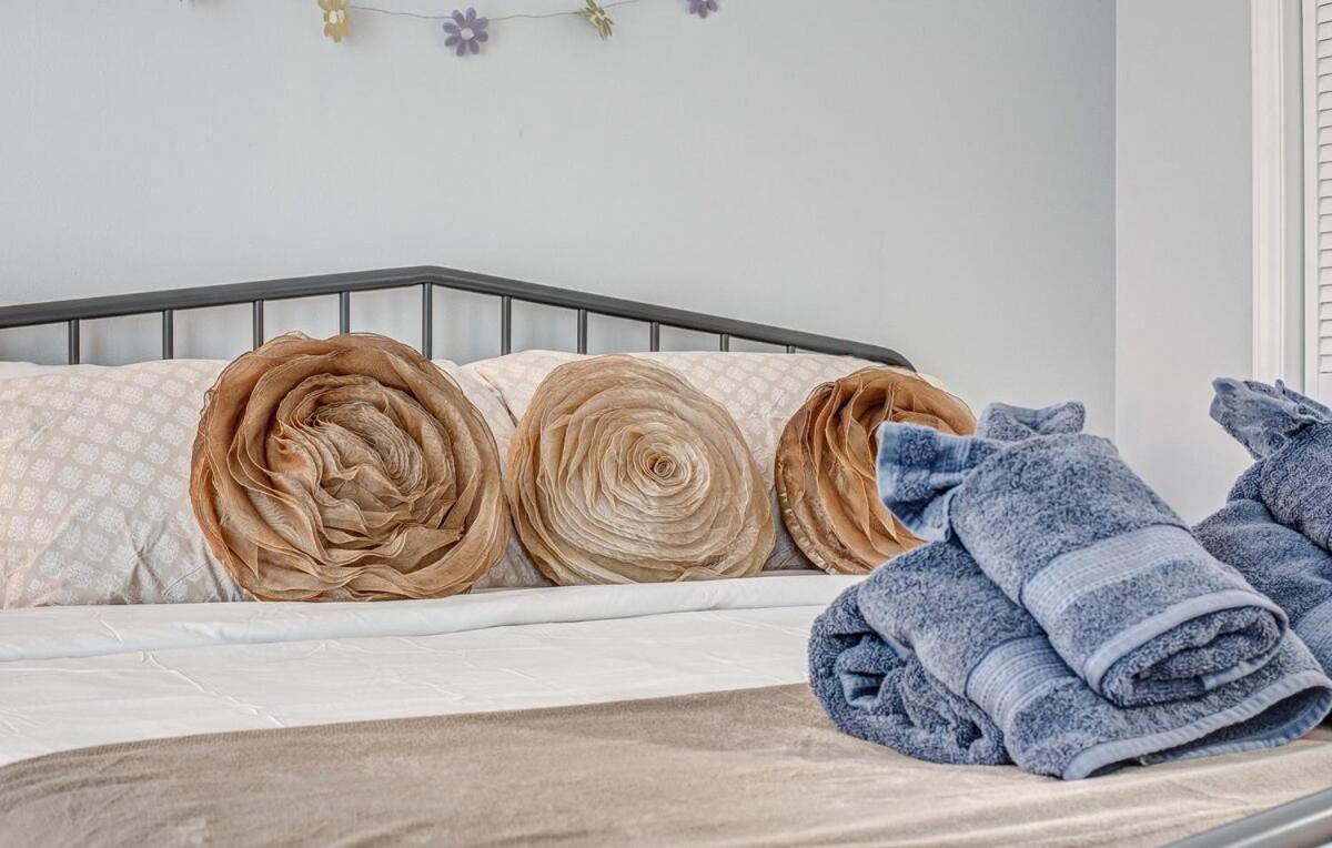 Long Special Cozy Near Uptown Holiday home