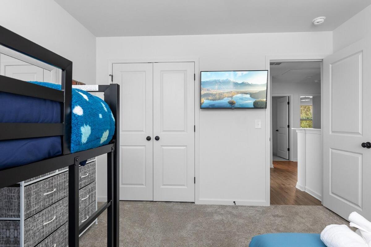 Holiday home Perfect Getaway Prime Location Game And Hottub