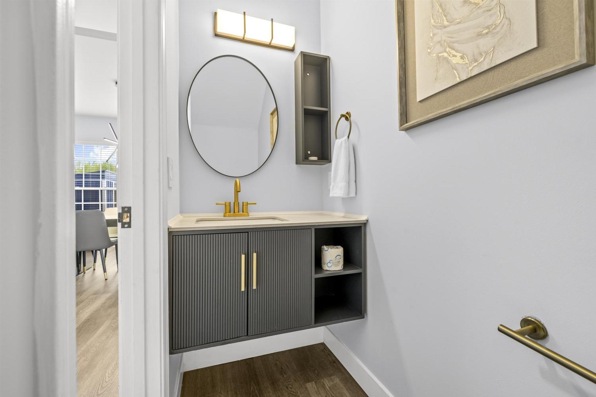 Apartment Family Retreat With Modern Comforts *