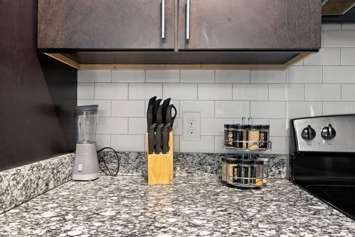 Luxurious King Bed In Midtown Charlotte! Apartment