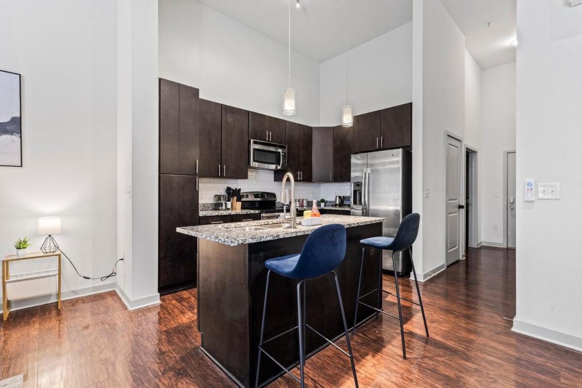 Luxurious King Bed In Midtown! Charlotte