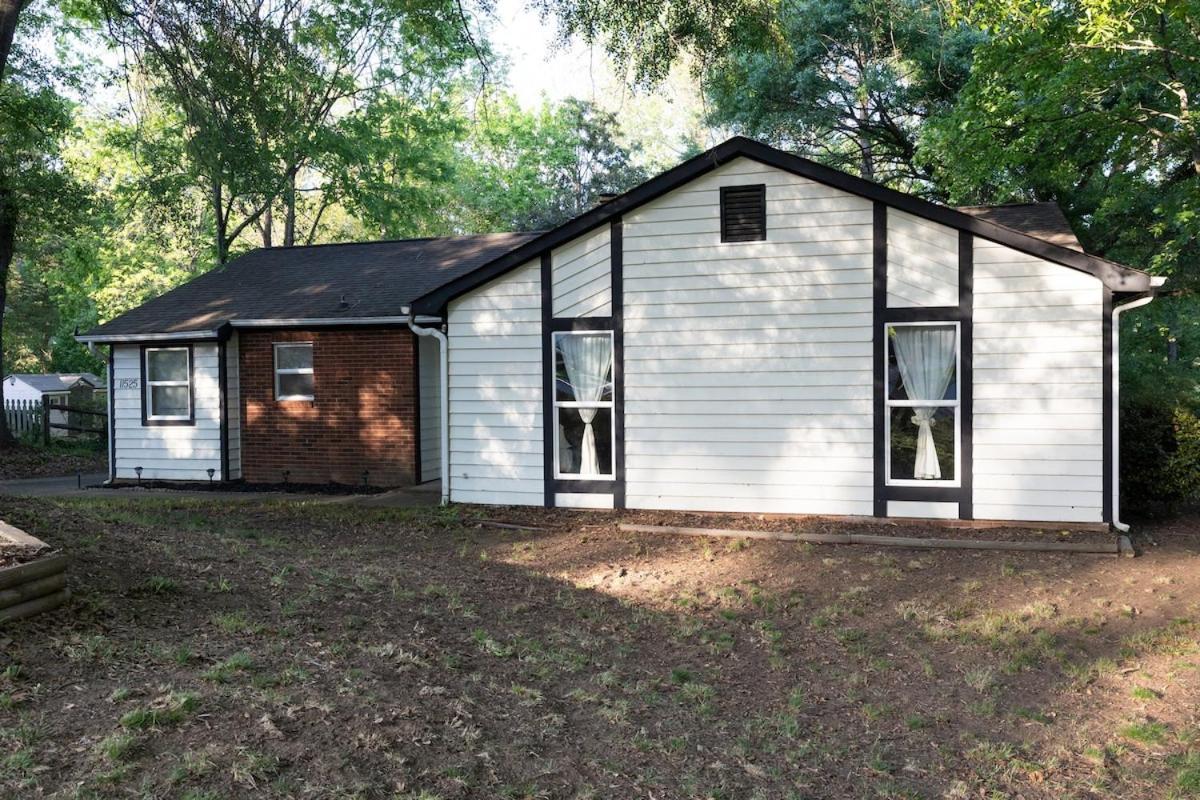 Holiday home Mins To Hospital Carowinds, Stadium, Amp Ballantyne Charlotte