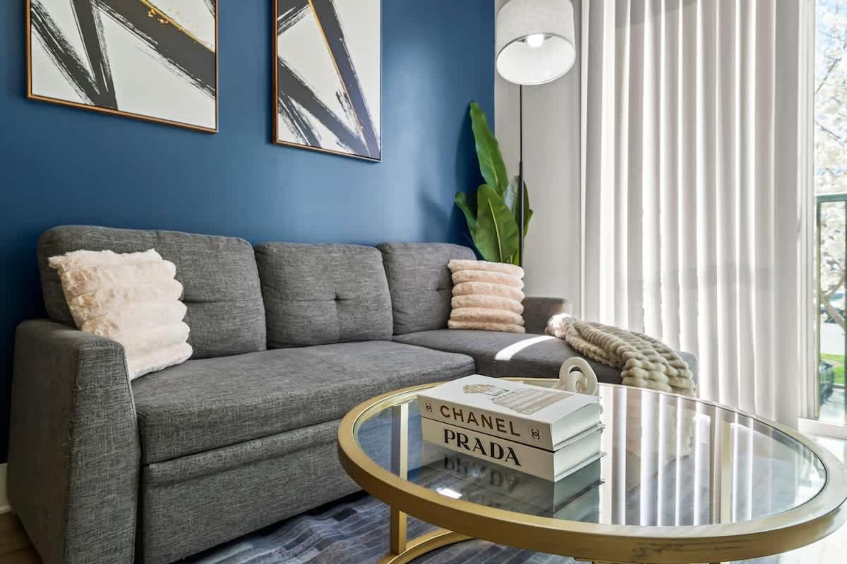 Luxurious King Bed In Midtown! Apartment