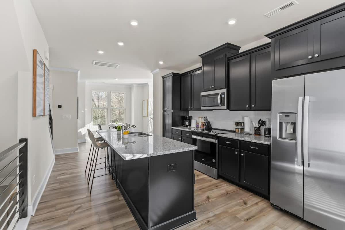 Luxurious King 3br Townhouse In Uptown Clt! * Charlotte