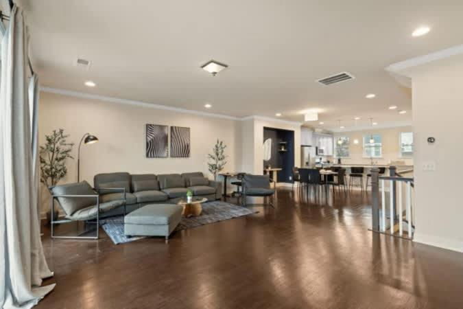 Luxurious King 3br Townhouse In Uptown Charlotte! Charlotte