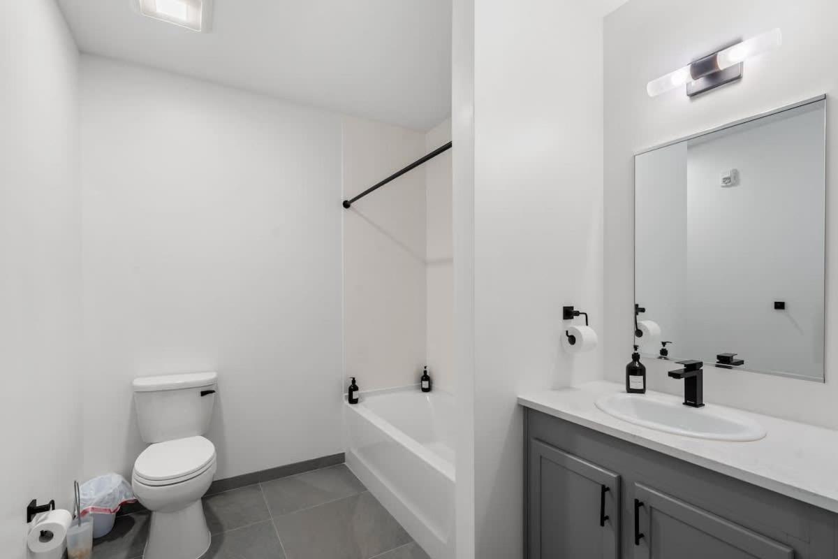 Luxurious King 2br In South End Charlotte! Apartment Charlotte