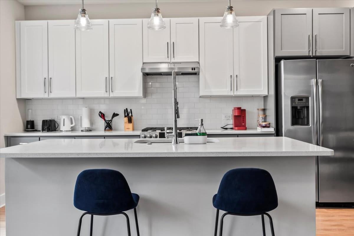 Luxurious King 3br In Waverly Charlotte! Apartment