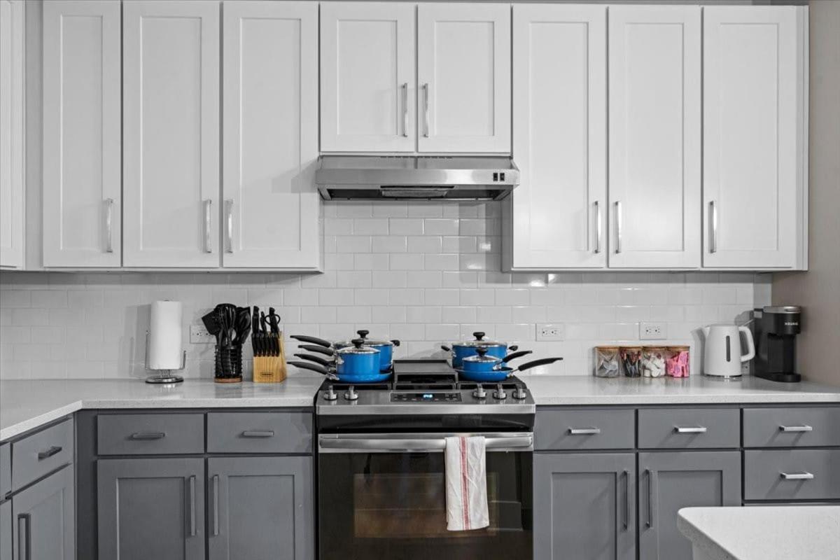 Luxurious King 2br In Waverly Charlotte!