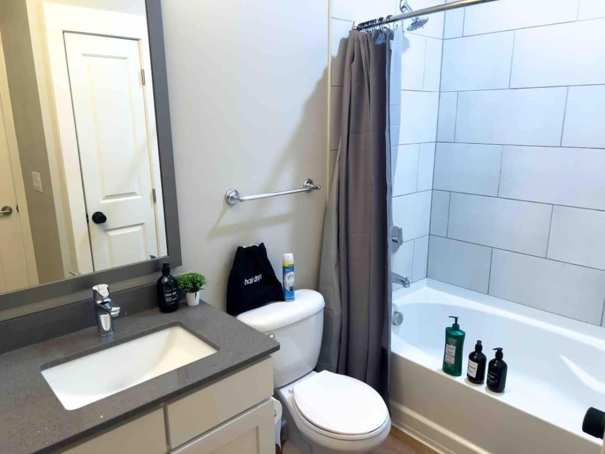 Apartment Luxurious 1br In Waverly Charlotte!