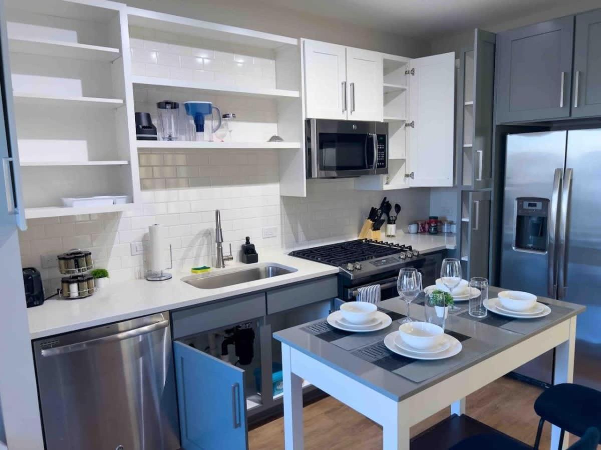 Luxurious 1br In Waverly Charlotte! Apartment